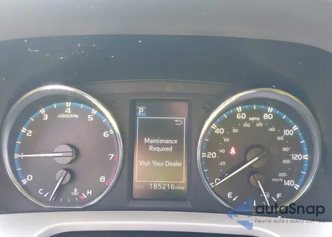 2016 Toyota Rav4 Xle z USA, uszkodzony, nr VIN 2T3RFREV6GW471980